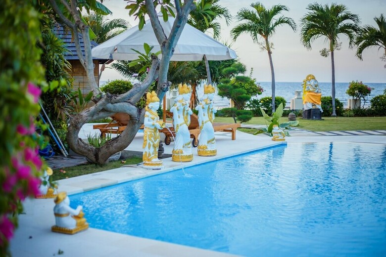 Bed & Breakfast The Villa Pantai Lovina