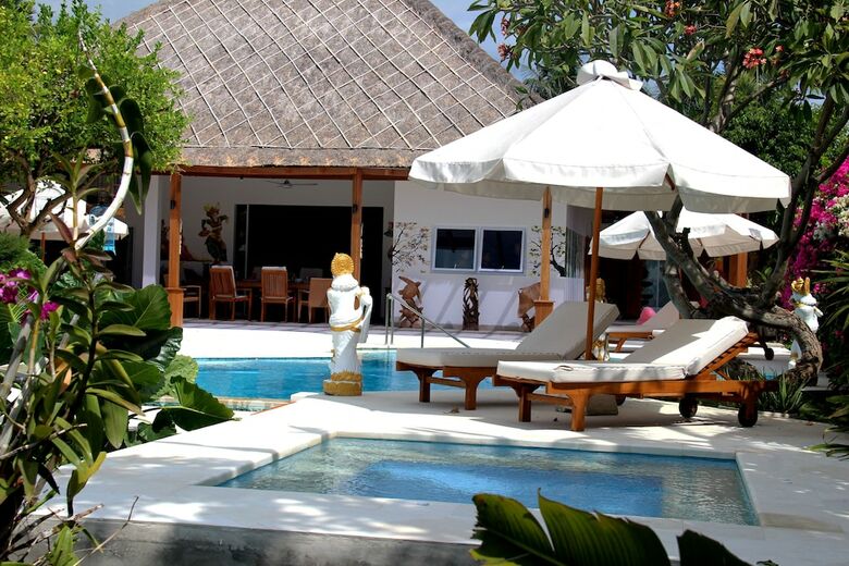 Bed & Breakfast The Villa Pantai Lovina