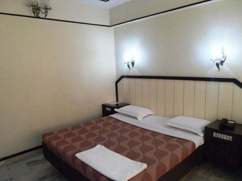Hotel Sivapriya