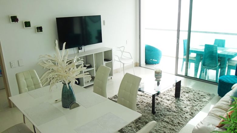 Apartamento Con Club de Playa Oceanfront