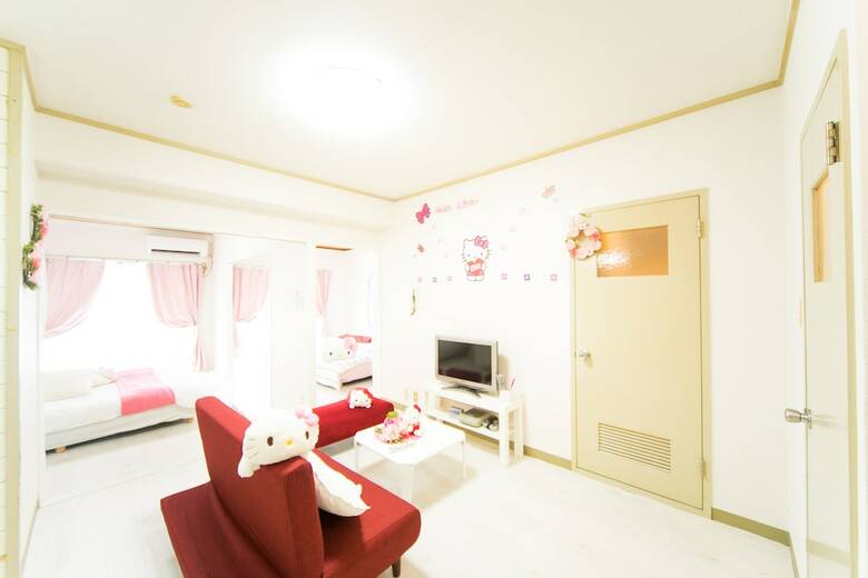 Namba Daikokucho West 402