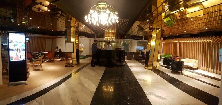 Grace Cox Smart Hotel