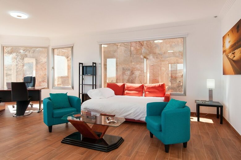 Majestic Villa Monte Leon For 6 + 6