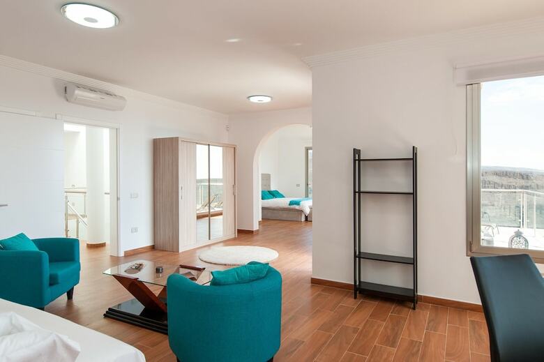 Majestic Villa Monte Leon For 6 + 6