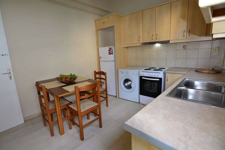 Mara's Apartments