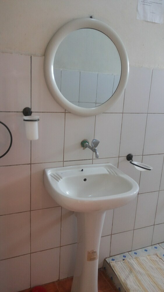 Gulu Crystal Hotel
