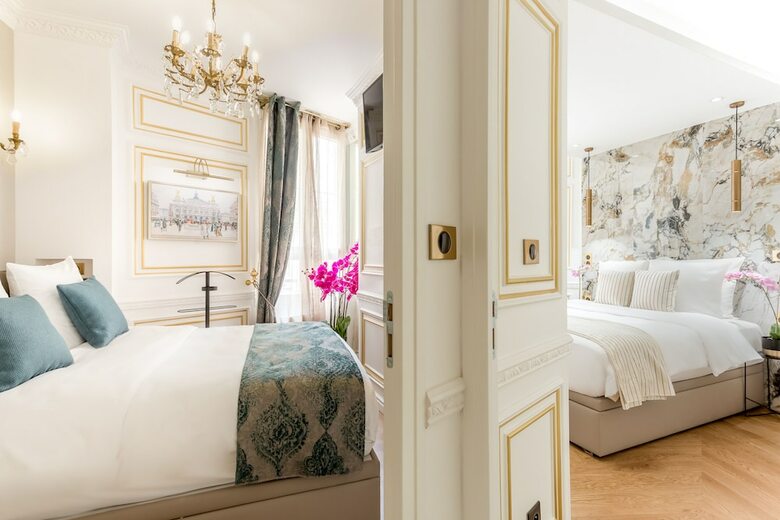 Luxury 2 Bedroom Apartment  Eiffel Tower