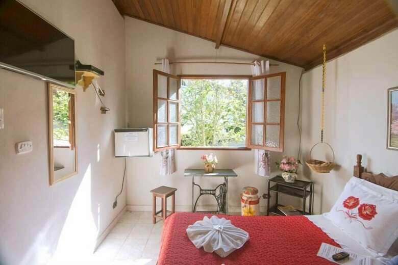Hotel E Chal�s Arco-�ris