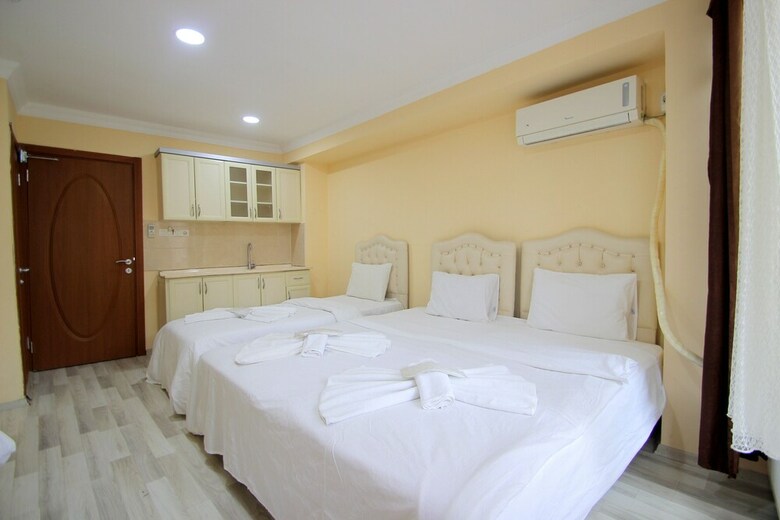Sur 2 Hotel