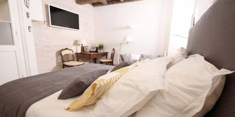 Bed & Breakfast Le Clos de Lapras Chambres D'hotes