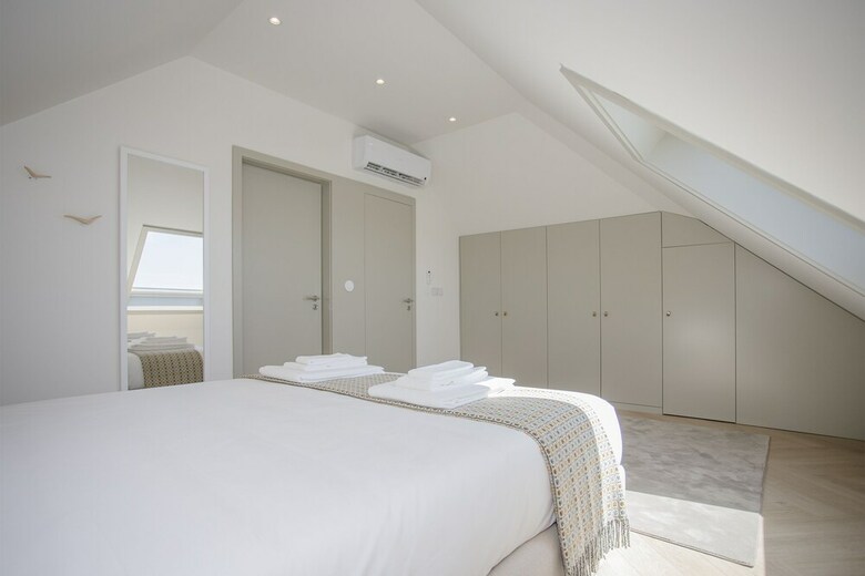 Liiiving Luxury Beachfront Apartments