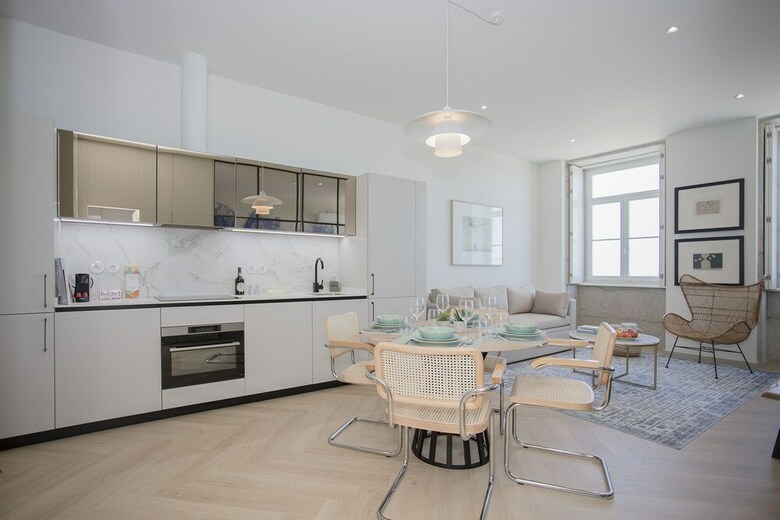 Liiiving Luxury Beachfront Apartments