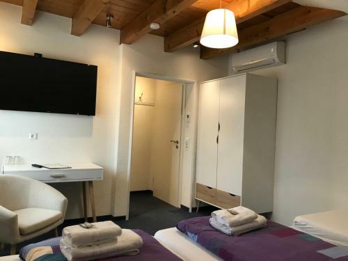 Hostal G�stehaus Elzblick