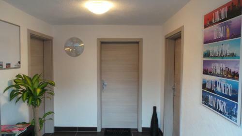 Hostal G�stehaus Metropolitan