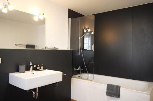 Hostal Gasthof W�scherschloss