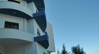1 Maji Hotel