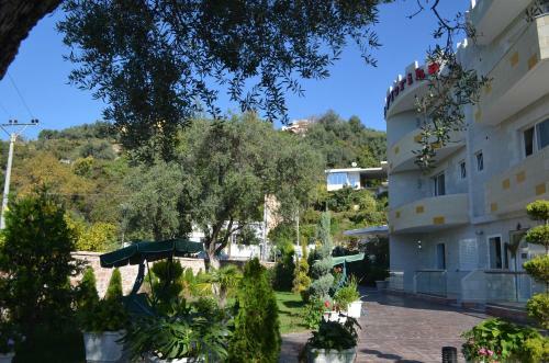 Apartamento Vila Florika Hotel