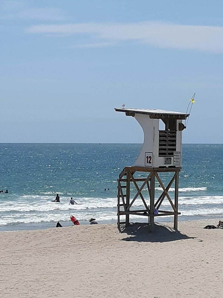Motel Surf Suites