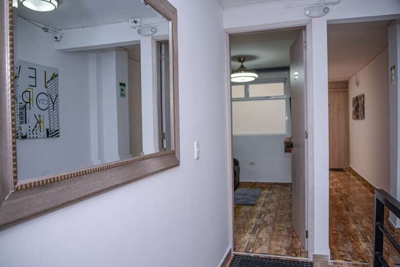 Apartamentos Miracle Building