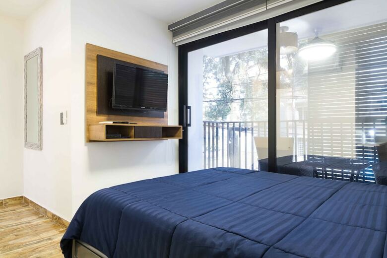 Apartamentos Miracle Building