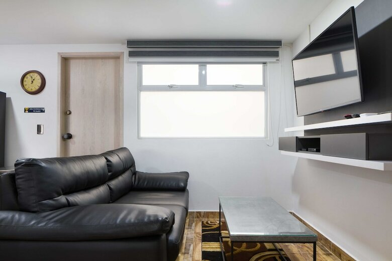 Apartamentos Miracle Building