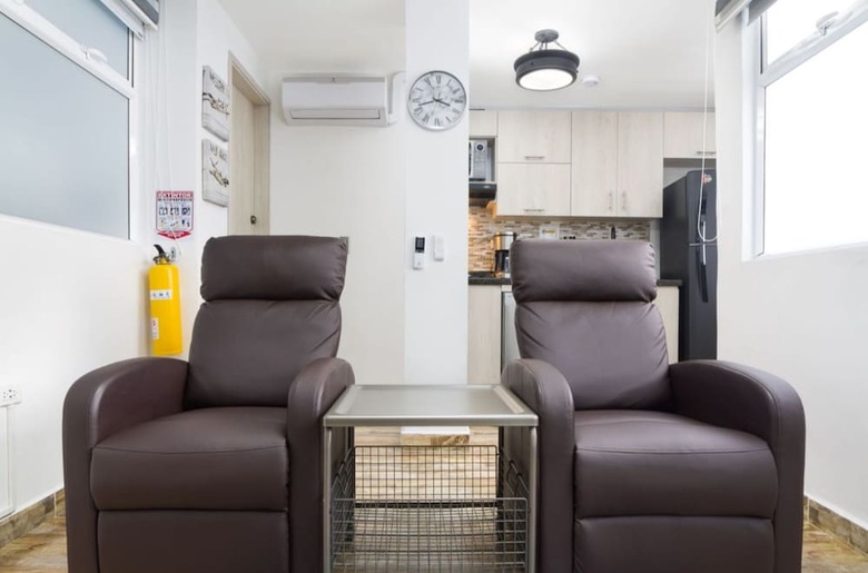Apartamentos Miracle Building
