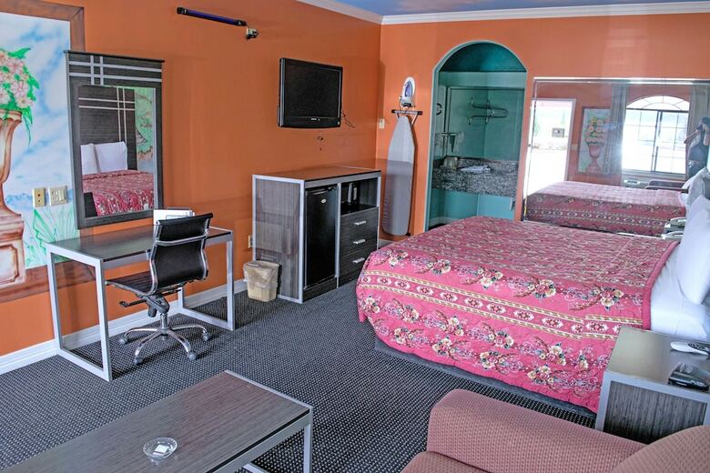 Motel Scottish Inn & Suites