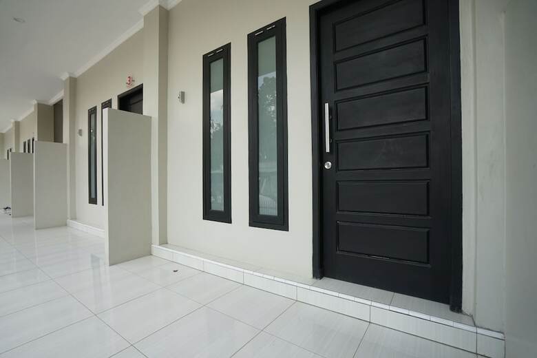 Hostal Oyo 1253 Wismakito Syariah