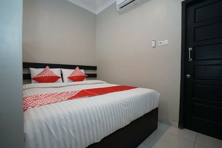 Hostal Oyo 1253 Wismakito Syariah