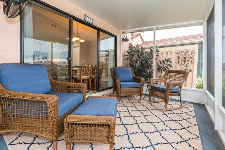 Hostal Casa Bella At Sea Place