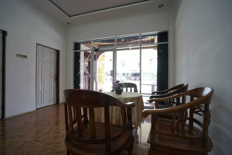 Hostal Oyo 1234 Hotel Silampari