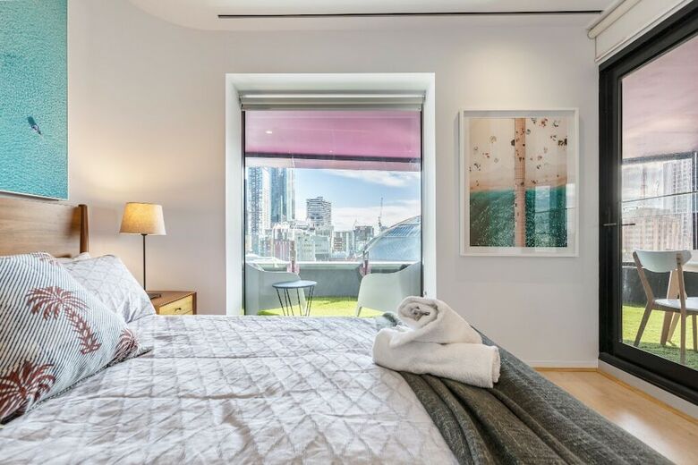 Qv2 Apartment On Swanston St