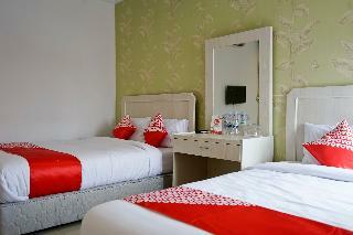 Hostal Oyo 1167 Home Sty Residence