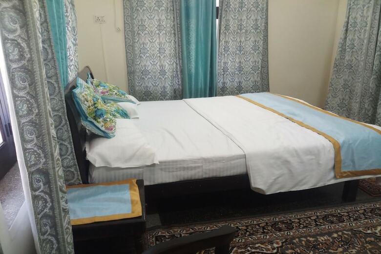 Hotel Krishnangan Home Stay