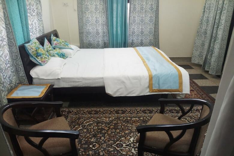 Hotel Krishnangan Home Stay