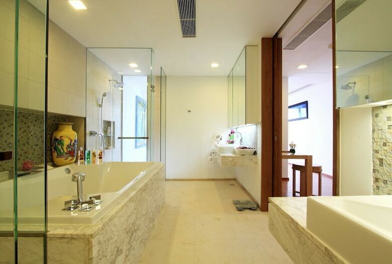The Heights Penthouse Ocean View A11