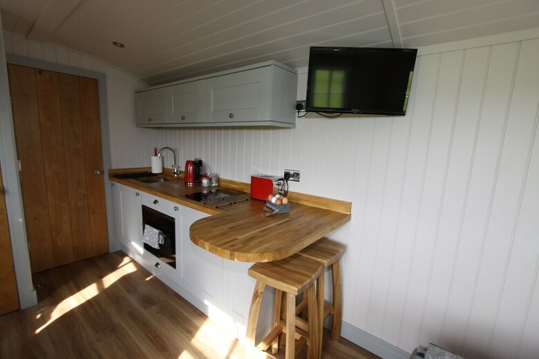 Cabana Springwood Shepherd Huts