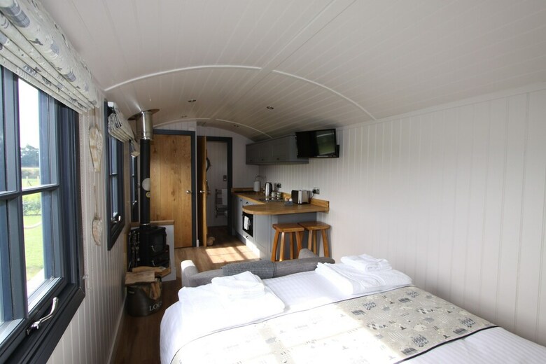 Cabana Springwood Shepherd Huts
