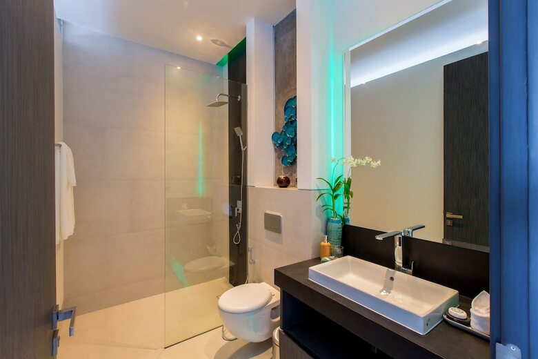 5-bedroom Villa Omari With Private Pool
