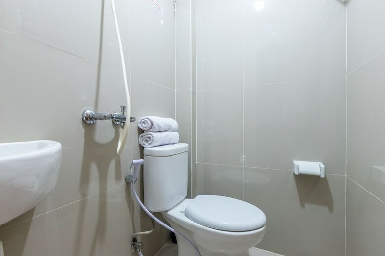 Hostal Oyo 1435 Residence 446