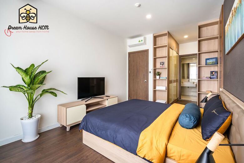 Dream House Apartment