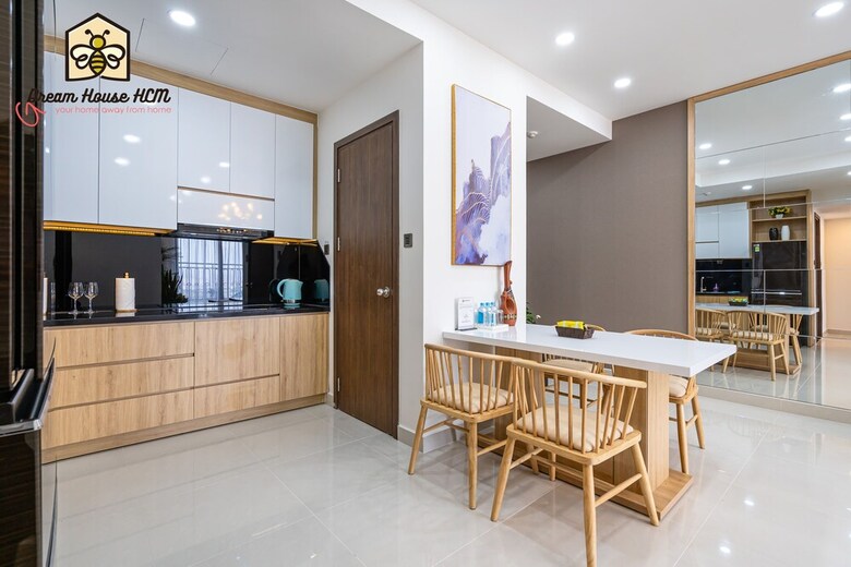 Dream House Apartment
