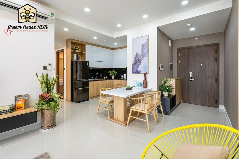 Dream House Apartment