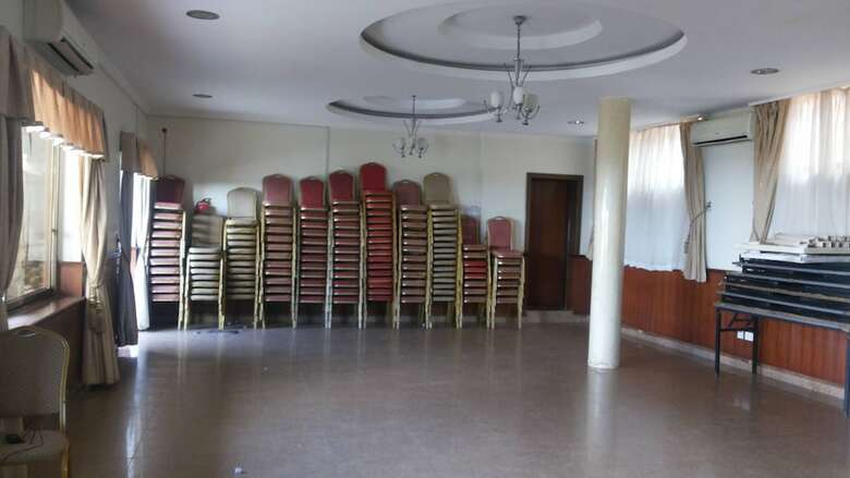 Palema Crown Hotel