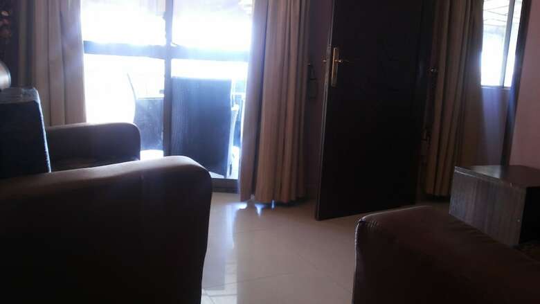 Palema Crown Hotel