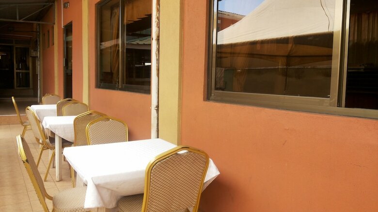 Palema Crown Hotel