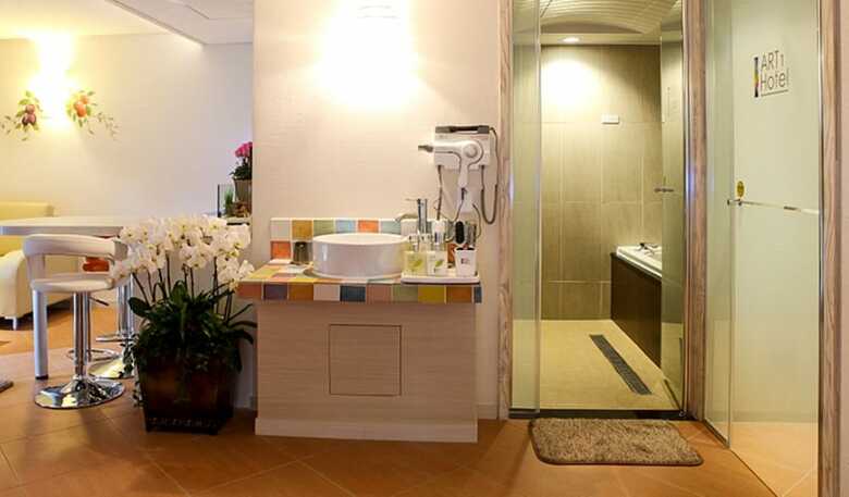 Art Hotel 1