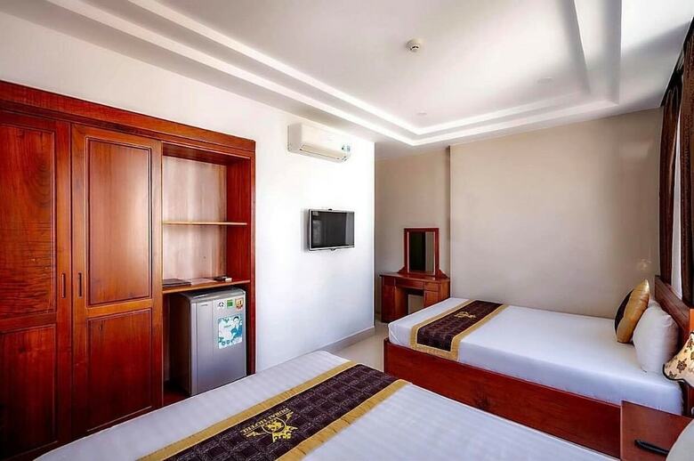 Dubai Hotel