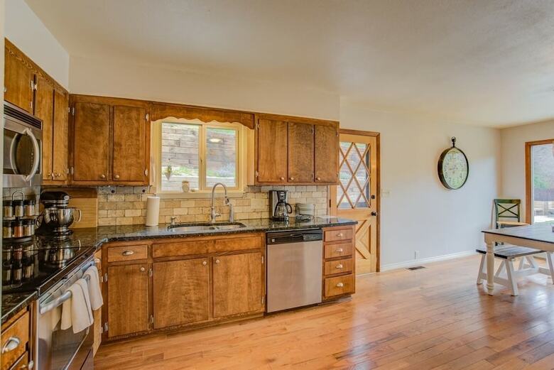4br Mountain Getaway Pikes Peak, Dog-friendly!