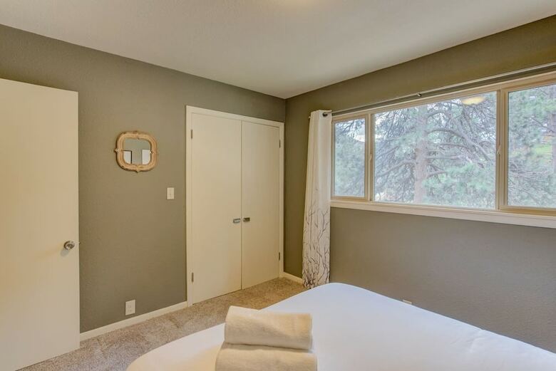 4br Mountain Getaway Pikes Peak, Dog-friendly!